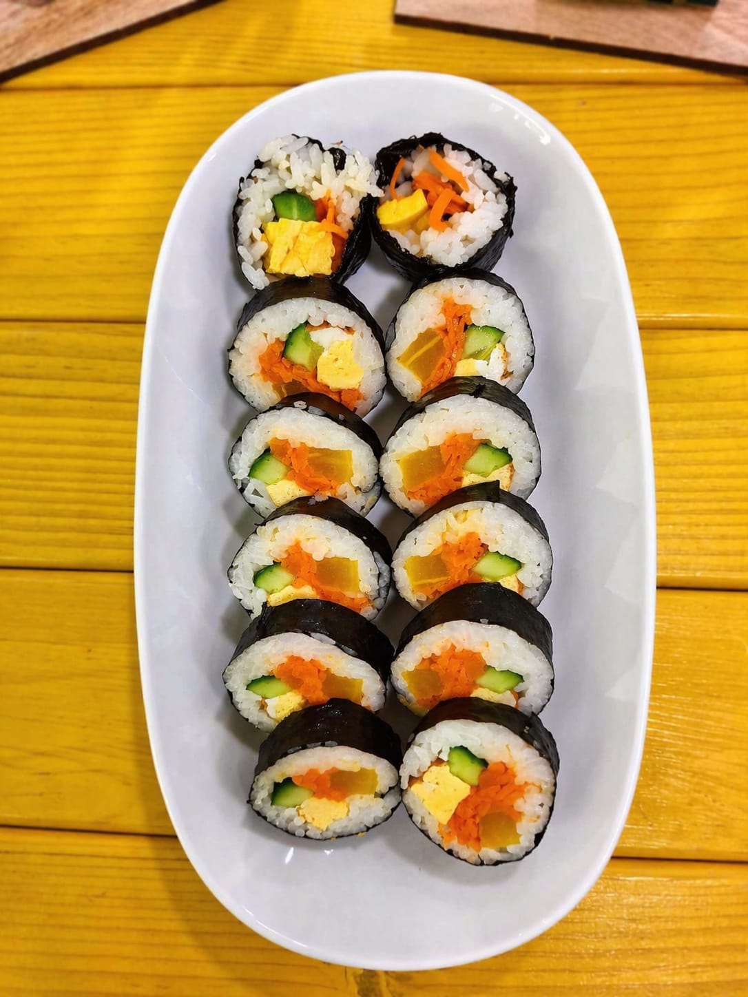 Vejeteryan Kimbap (Vegetarian Kimbap)